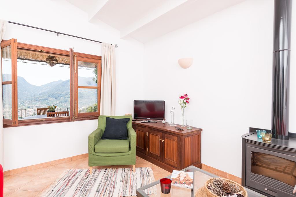 Son Bou Villa Soller Exterior photo